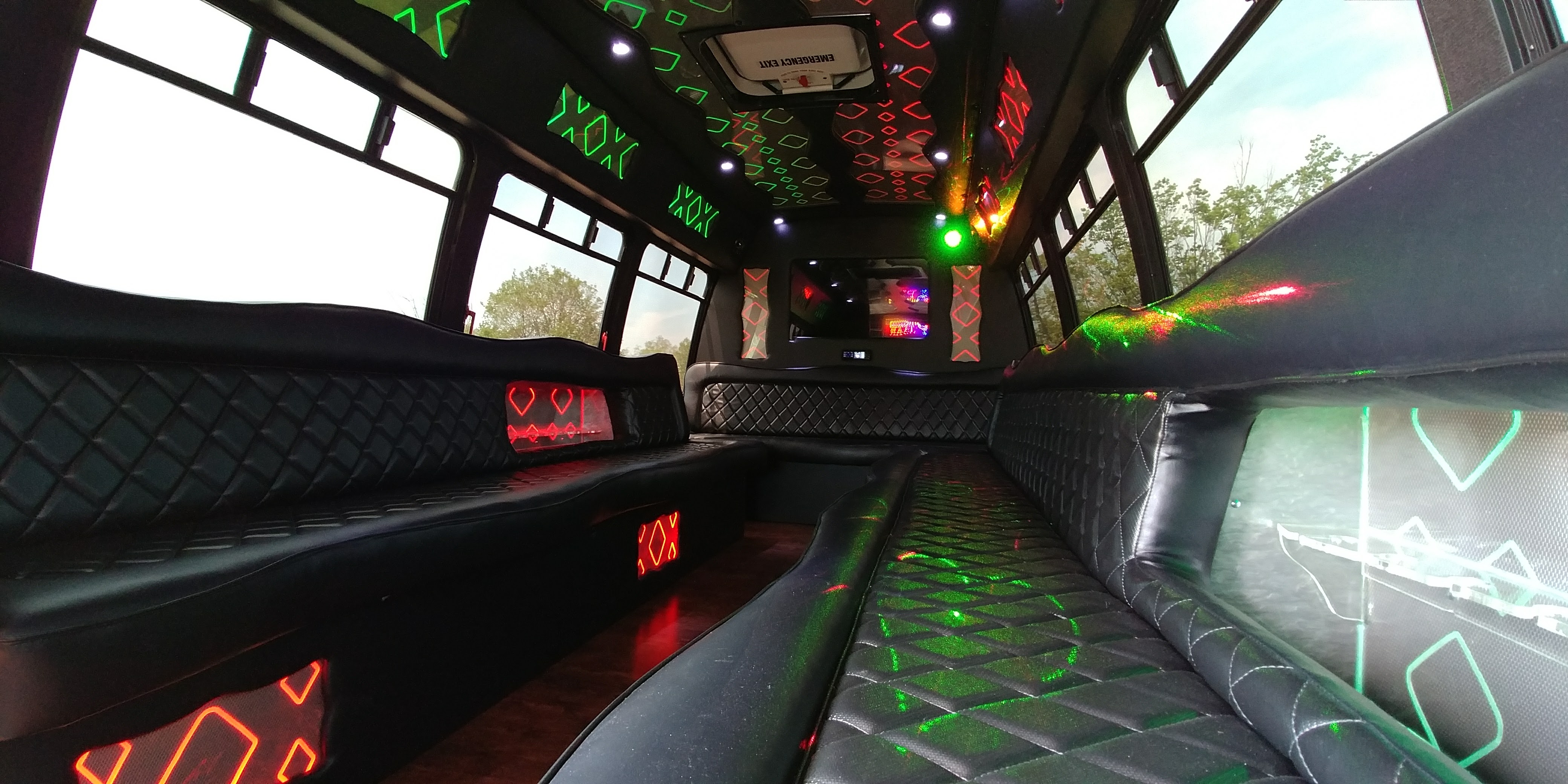 22-3 Passenger Luxury Limo Bus Interior 4