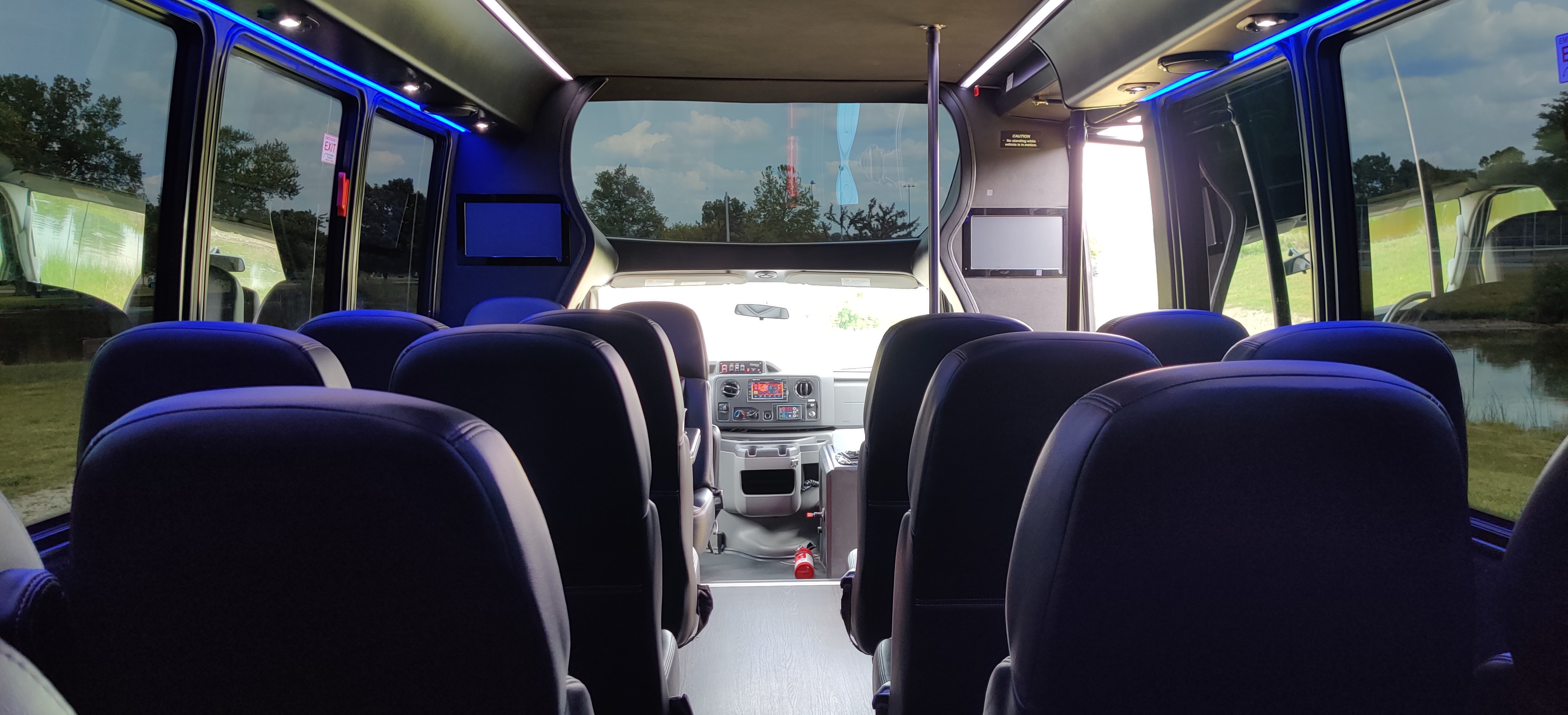 23-2 Passenger Executive Shuttle Bus Interior 3