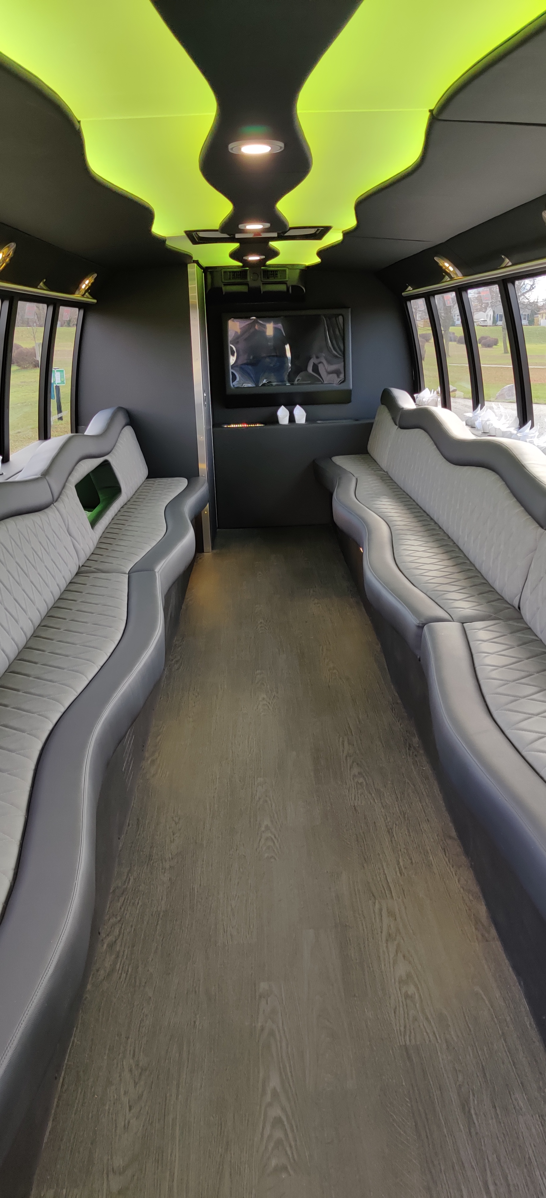 28-2 Passenger Luxury Limo Bus Interior 2