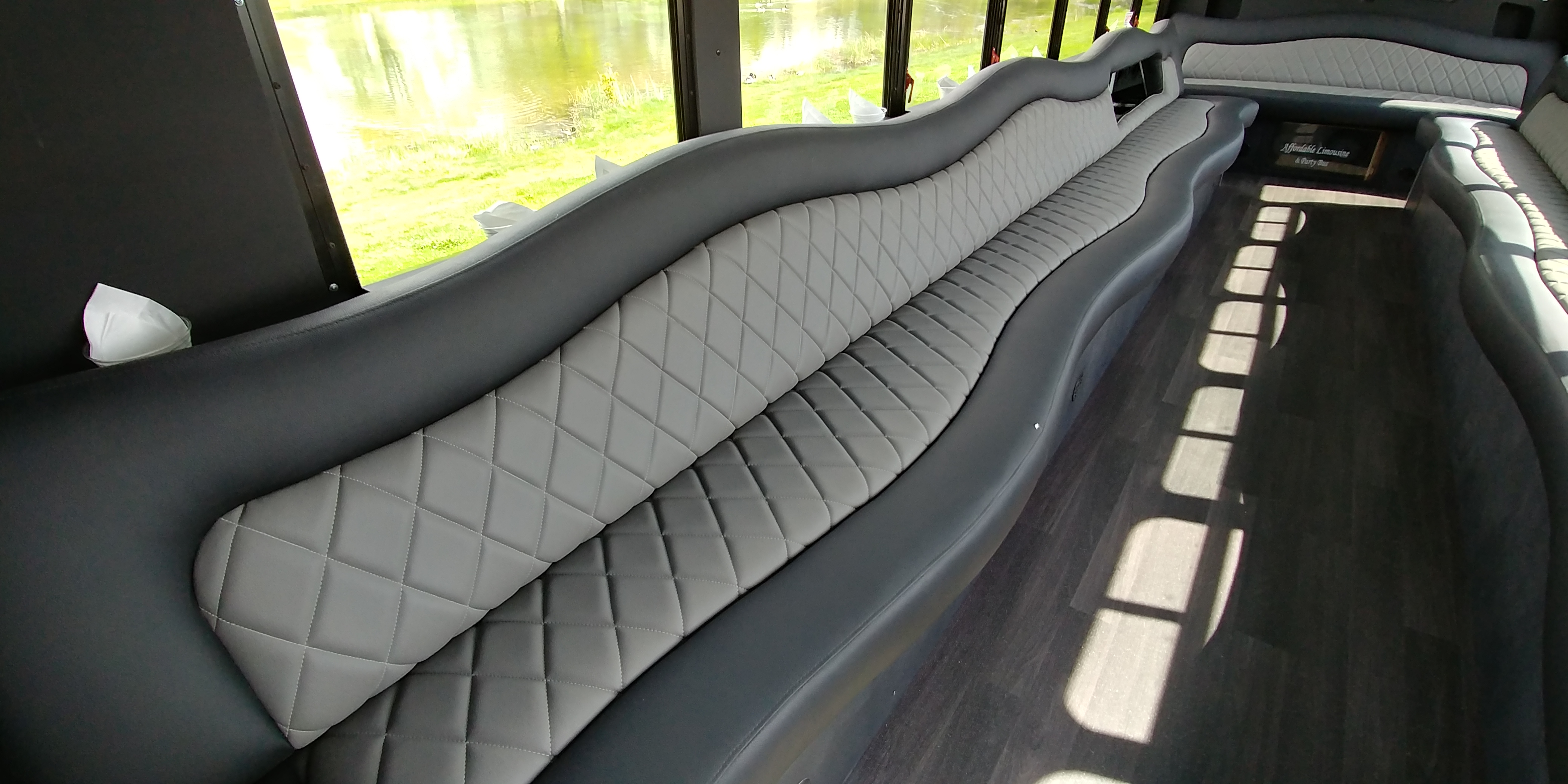 28 Passenger Luxury Limo Bus Interior 4