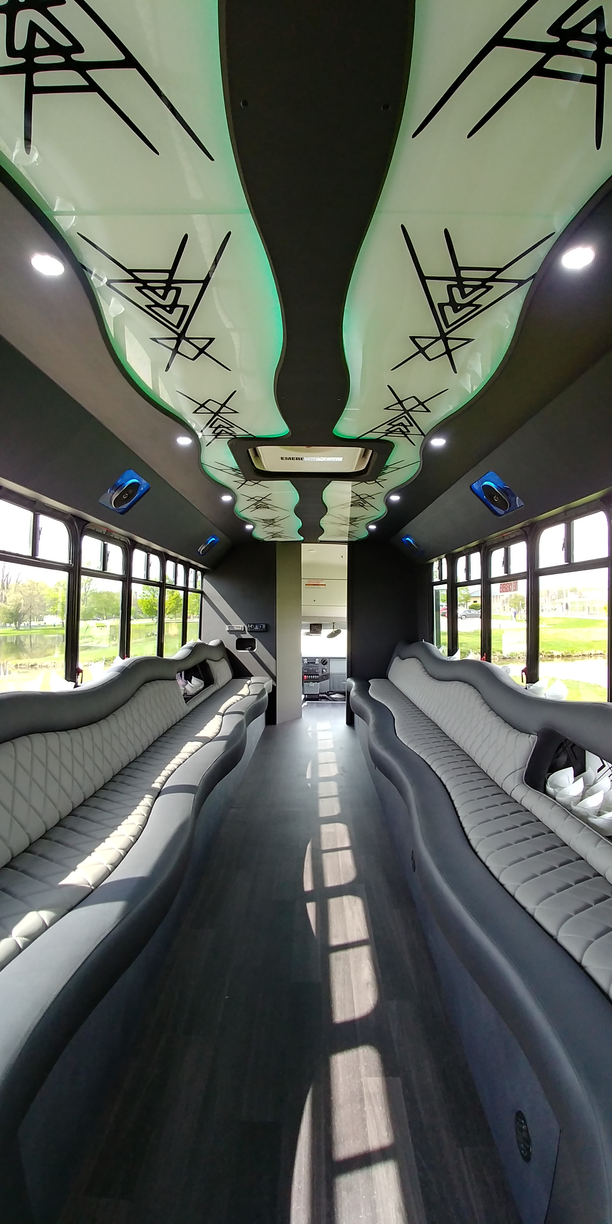 28 Passenger Luxury Limo Bus Interior 8